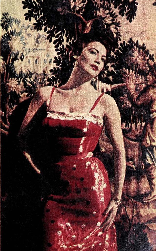 Ava Gardner close-up